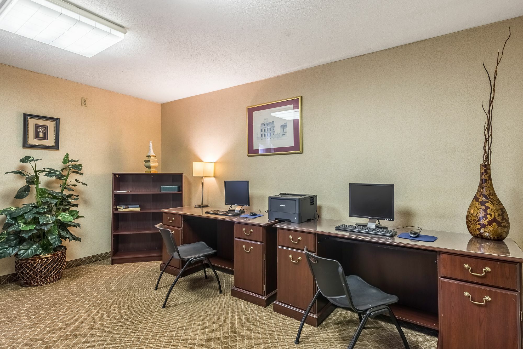 Clarion Hotel Cincinnati North Шарънвил Екстериор снимка